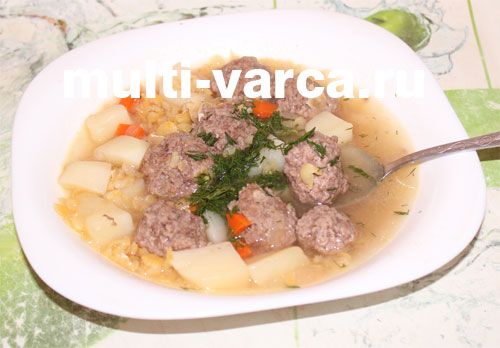 Гороховий суп із фрикадельками