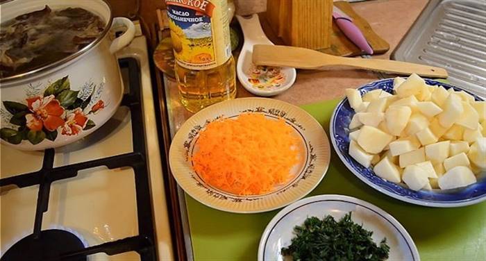 Грибний суп із заморожених грибів